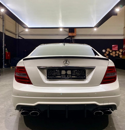 Mercedes-Benz Klasa C cena 299900 przebieg: 45761, rok produkcji 2012 z Dobrzyń nad Wisłą małe 326